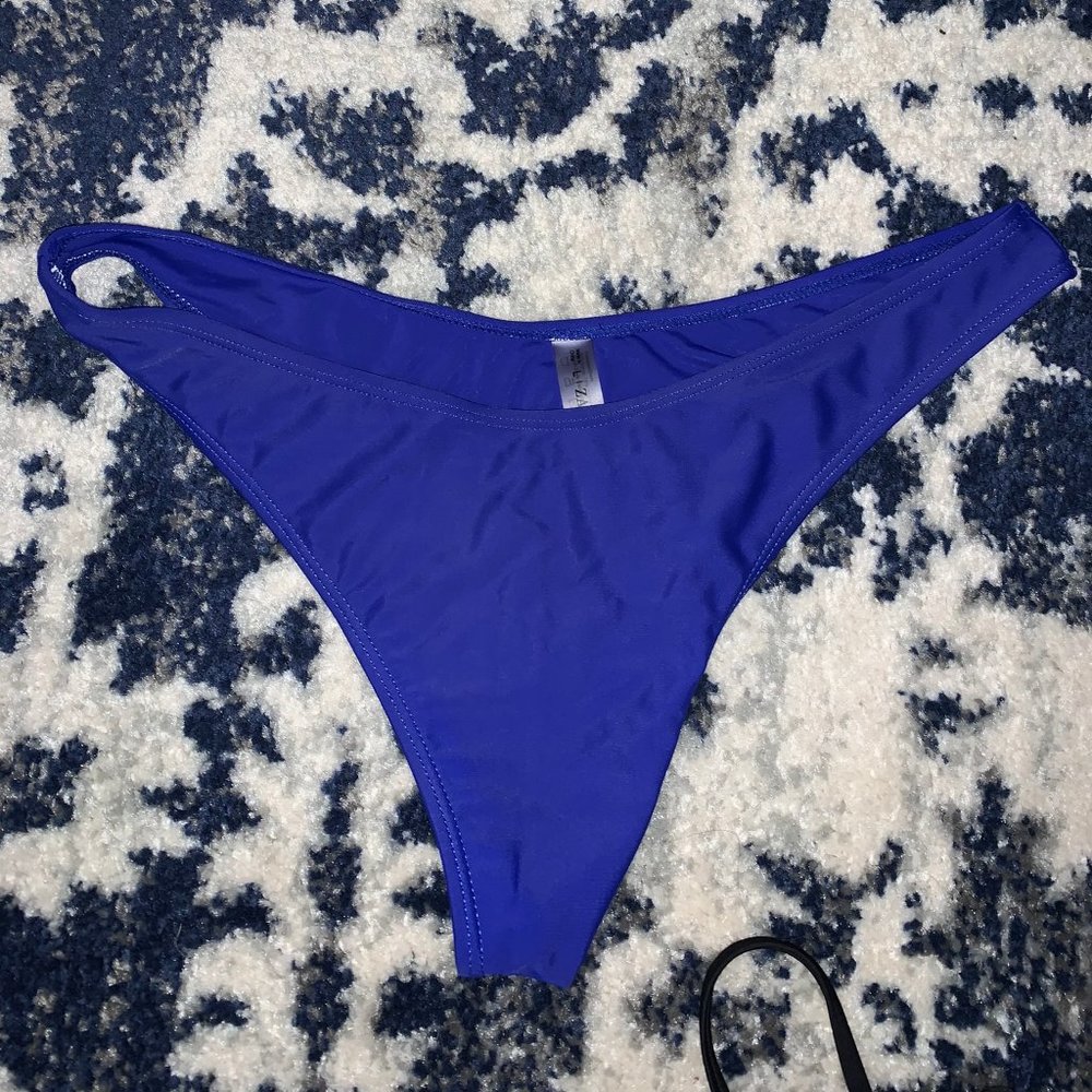 High Waisted Cheeky Bikini Bottoms